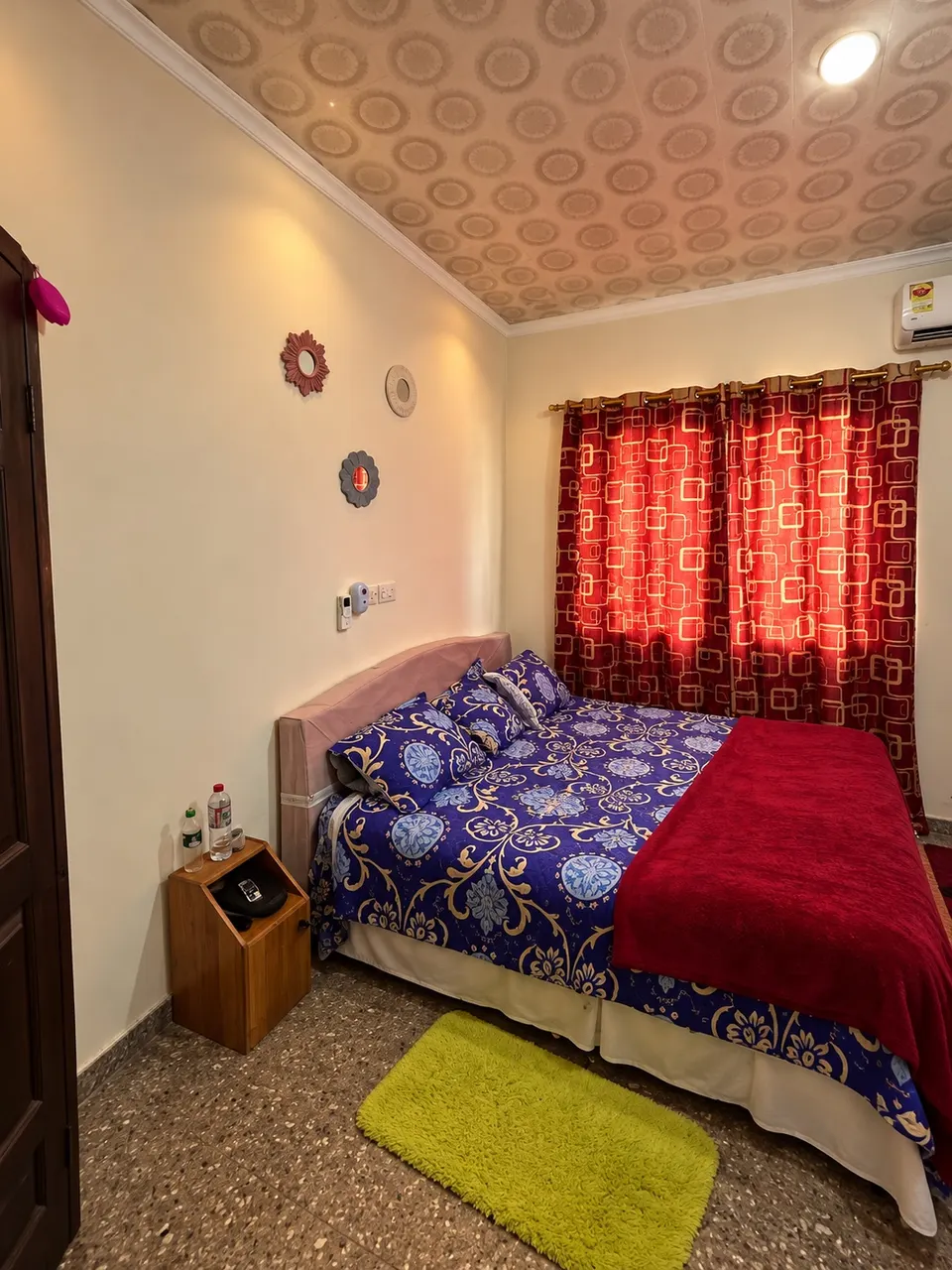 Room 4 at JaneChill Guest House — bedroom