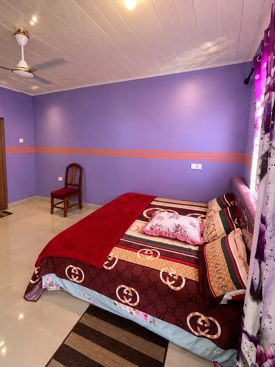 Room 5 at JaneChill Guest House — bedroom
