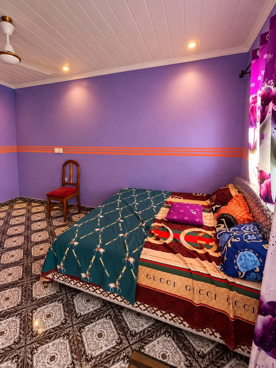 Room 6 at JaneChill Guest House — bedroom